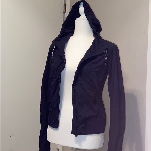 Lululemon Jacket - Picture 2 of 4